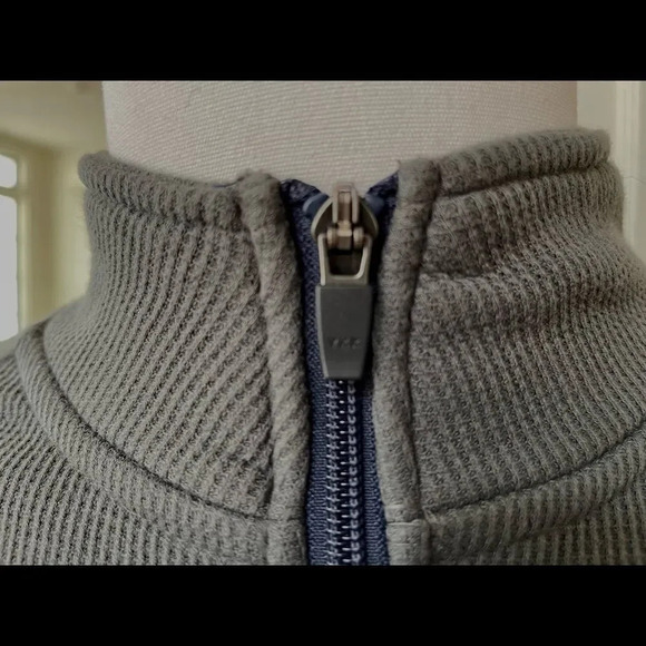 Taylor  Vintage Men's Gray Waffle Fleece Zip up Jacket Size M NWT - Picture 3 of 12